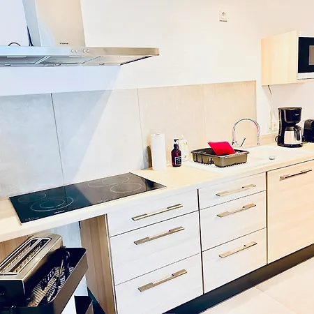 Clubhaus 6 - Geraeumige Mit 4 Schlafzimmern & 2 Baedern Leinefelde-Worbis