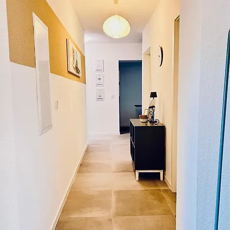 Clubhaus 6 - Geraeumige Mit 4 Schlafzimmern & 2 Baedern アパート *