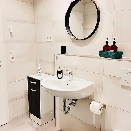 Clubhaus 6 - Geraeumige Mit 4 Schlafzimmern & 2 Baedern