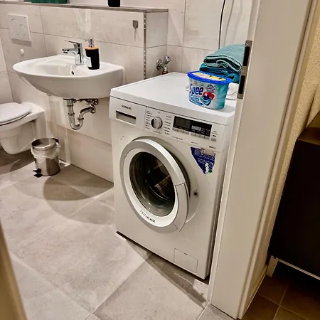 Clubhaus 6 - Geraeumige Mit 4 Schlafzimmern & 2 Baedern