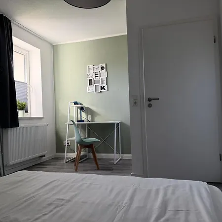 Clubhaus 6 - Geräumige Mit 4 Schlafzimmern&2 Bädern Leinefelde-Worbis