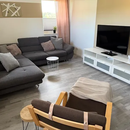 Clubhaus 6 - Geräumige Mit 4 Schlafzimmern&2 Bädern * Leinefelde-Worbis