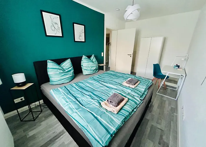 Apartman Clubhaus 6 - Geraeumige Mit 4 Schlafzimmern & 2 Baedern Leinefelde-Worbis